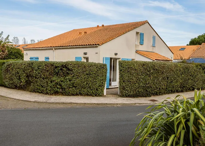 Les Charmilles-13 By Interhome