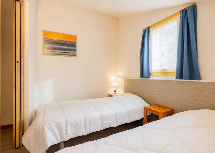 Сasa de vacaciones Les Charmilles-13 By Interhome *