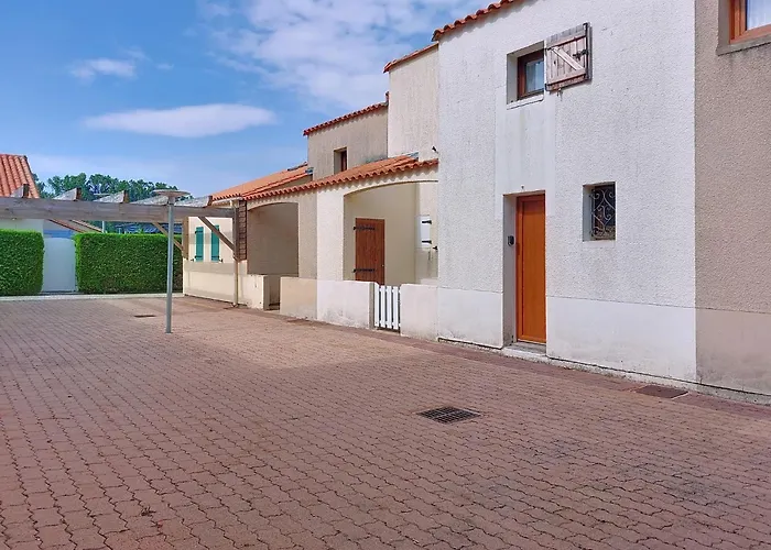 Les Charmilles-13 By Interhome * La Palmyre