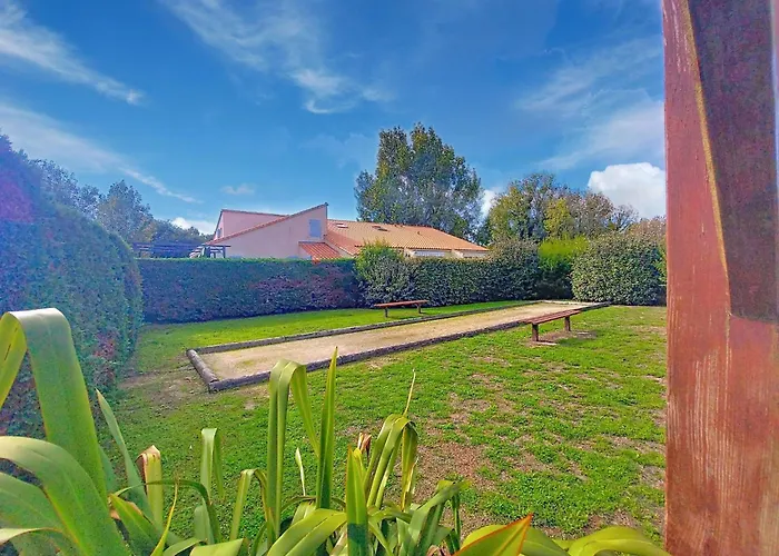 Les Charmilles-13 By Interhome *